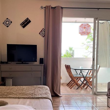 Appartement Grand studio lumineux - Saint Gilles Les Bains Extérieur photo